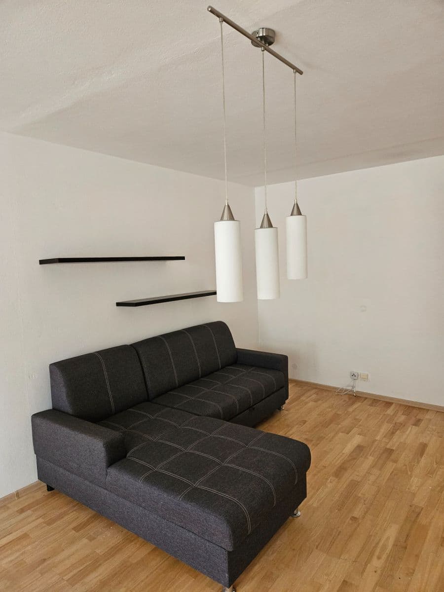 2 bedroom with open-plan kitchen flat to rent, 67 m², Tovární, Beroun, Středočeský Region 2 bedroom with open-plan kitchen flat to rent, 67 m², Tovární, Beroun, Středočeský Region