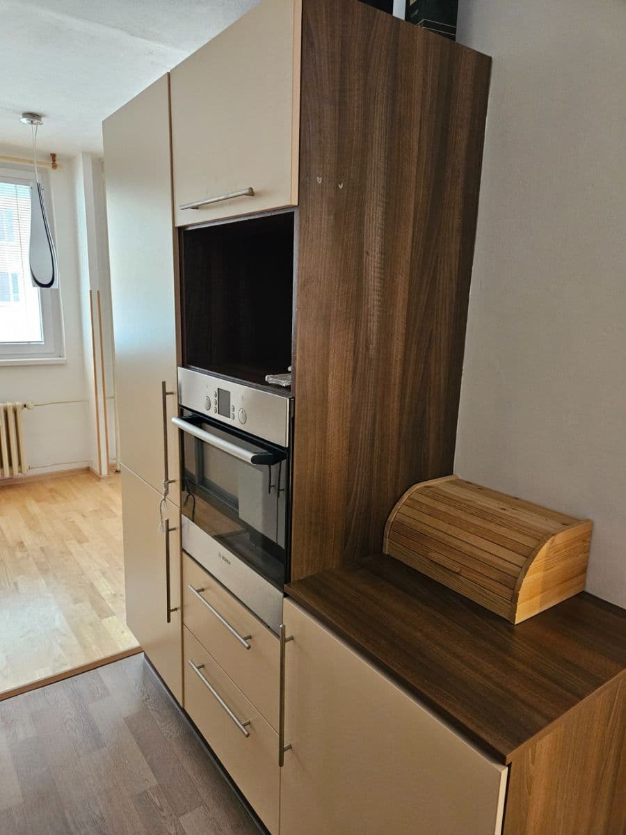 2 bedroom with open-plan kitchen flat to rent, 67 m², Tovární, Beroun, Středočeský Region 2 bedroom with open-plan kitchen flat to rent, 67 m², Tovární, Beroun, Středočeský Region