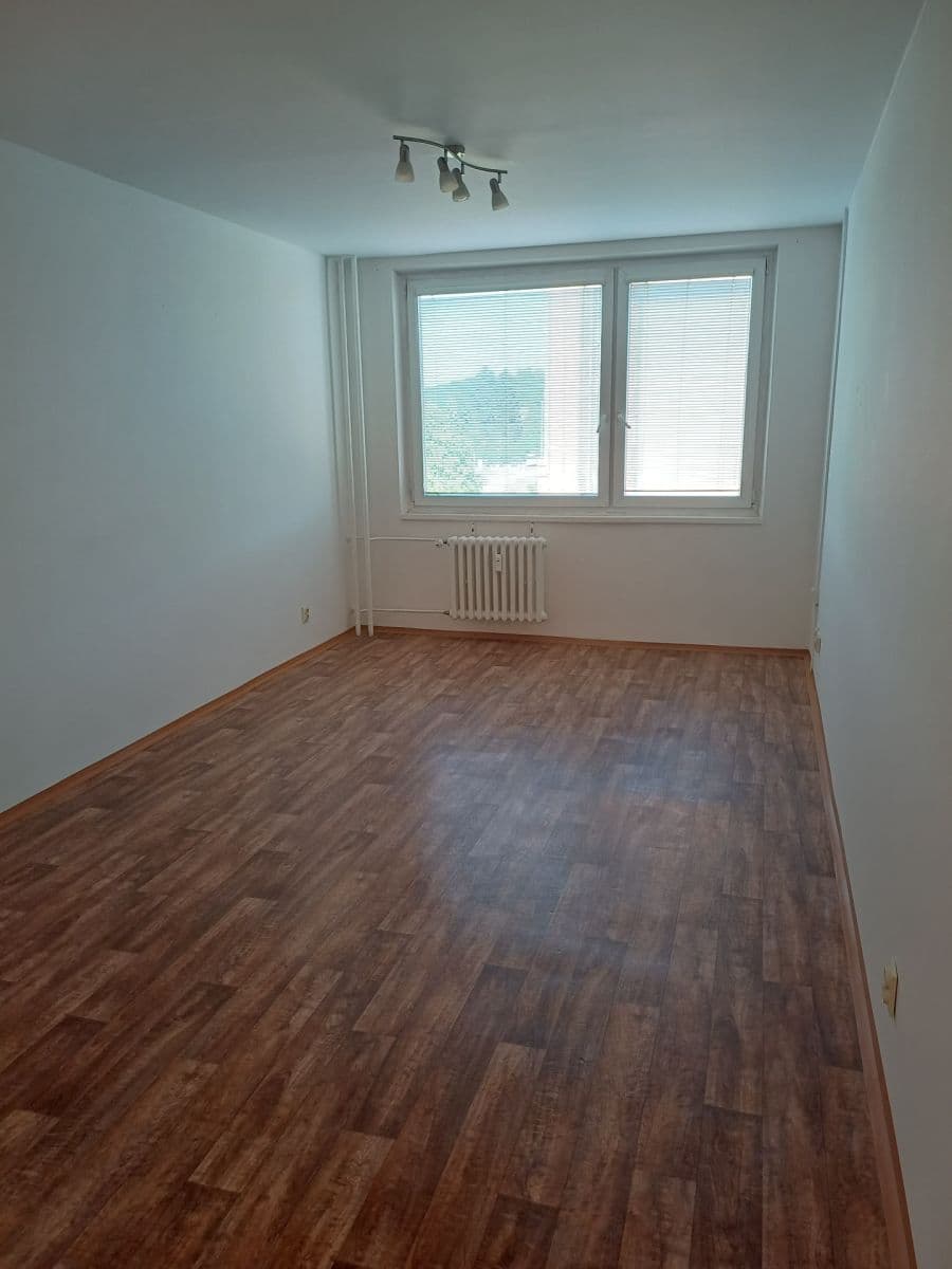 1 bedroom with open-plan kitchen flat to rent, 42 m², Čimická, Prague, Prague 1 bedroom with open-plan kitchen flat to rent, 42 m², Čimická, Prague, Prague