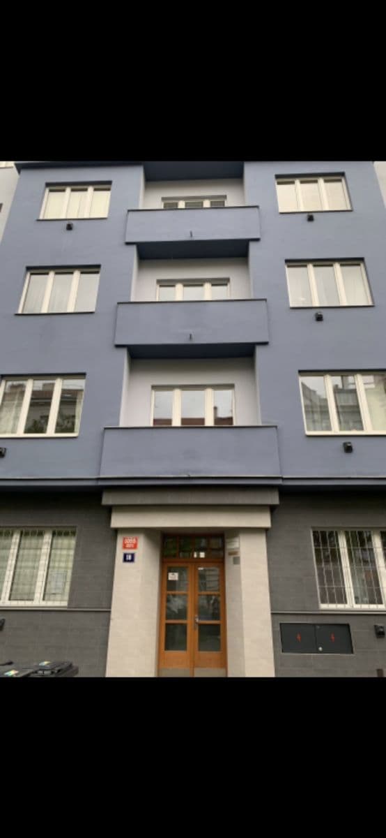 2 bedroom flat to rent, 54 m², 28. pluku, Prague, Prague 2 bedroom flat to rent, 54 m², 28. pluku, Prague, Prague
