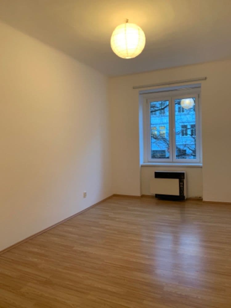2 bedroom flat to rent, 54 m², 28. pluku, Prague, Prague 2 bedroom flat to rent, 54 m², 28. pluku, Prague, Prague