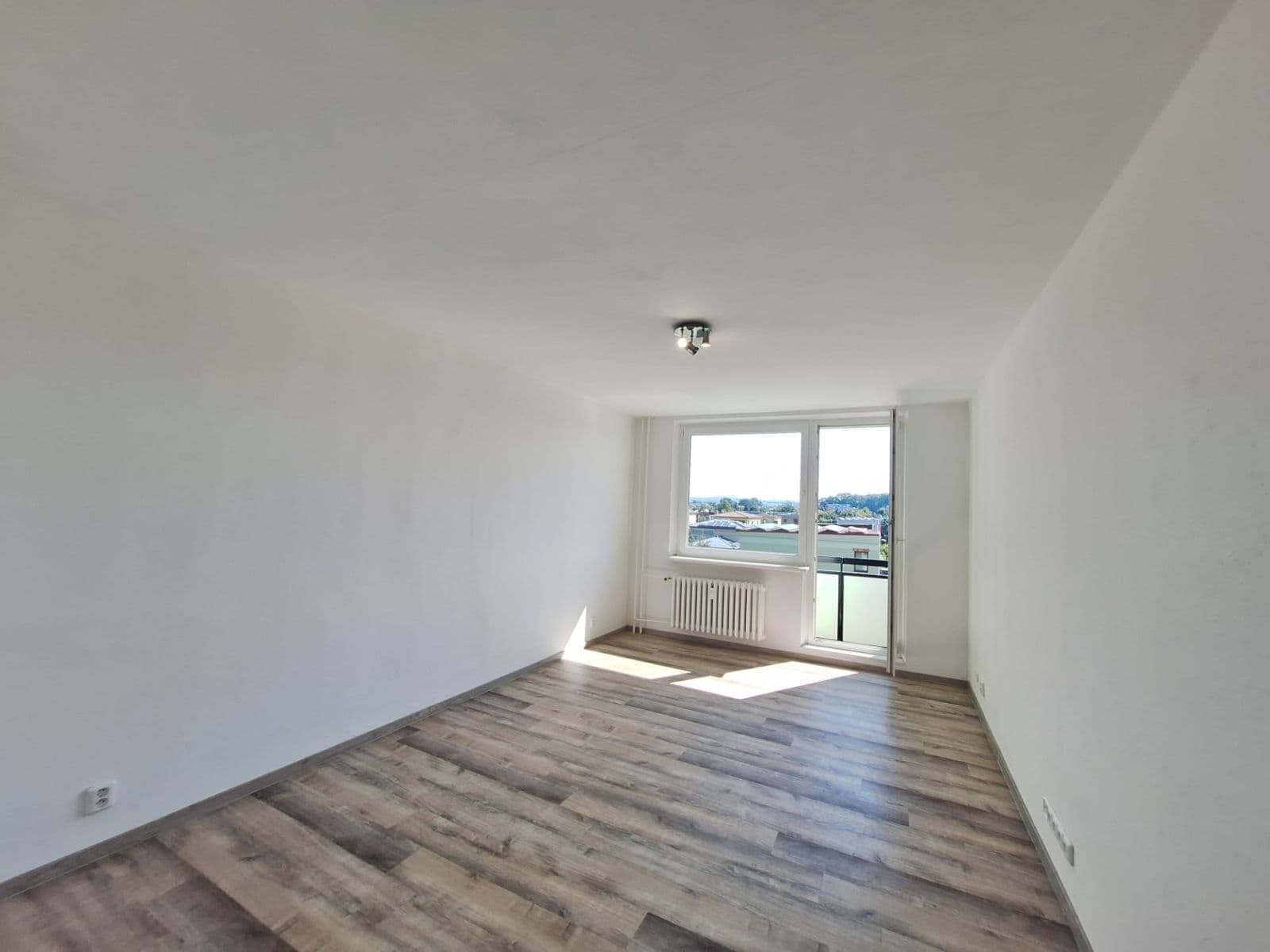 Studio flat for sale, 30 m², Školní, Otrokovice, Zlínský Region Studio flat for sale, 30 m², Školní, Otrokovice, Zlínský Region