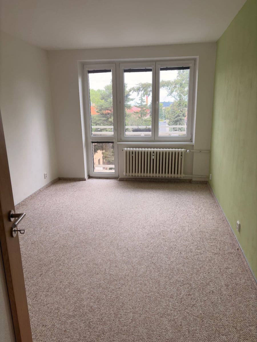 2 bedroom with open-plan kitchen flat to rent, 65 m², Myslivečkova, Prague, Prague 2 bedroom with open-plan kitchen flat to rent, 65 m², Myslivečkova, Prague, Prague