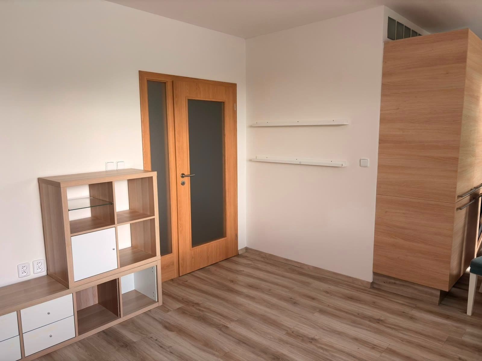 2 bedroom with open-plan kitchen flat to rent, 65 m², Myslivečkova, Prague, Prague 2 bedroom with open-plan kitchen flat to rent, 65 m², Myslivečkova, Prague, Prague