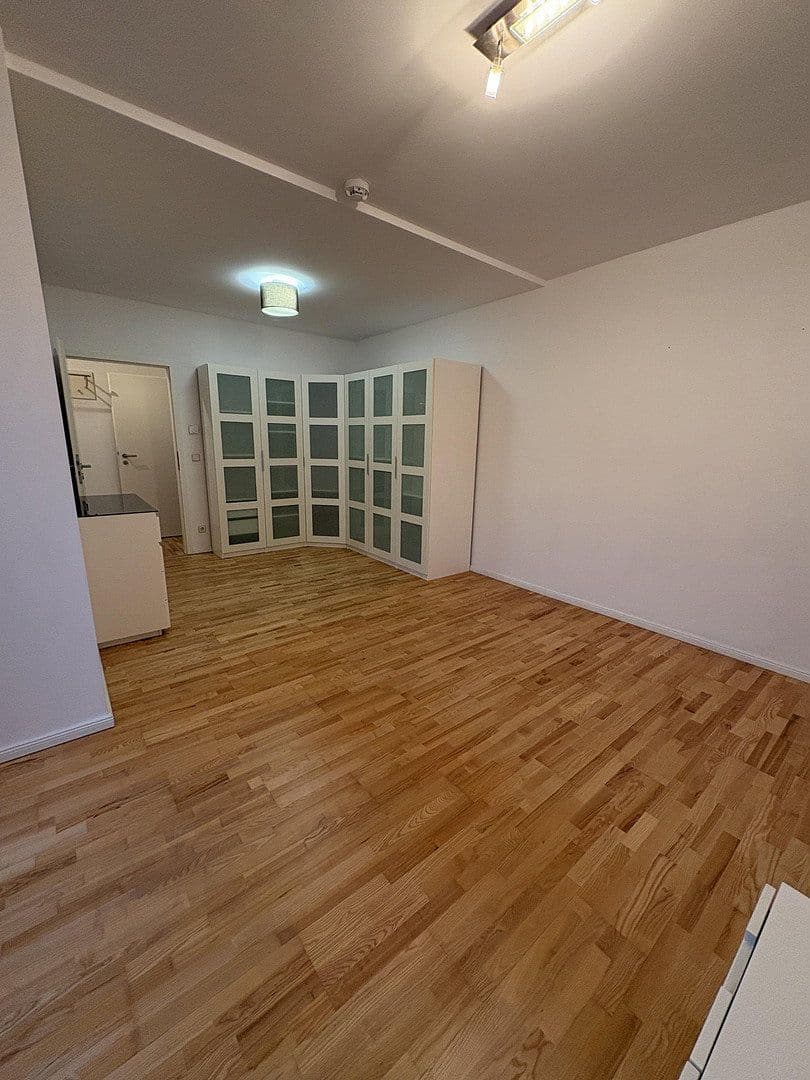 1 bedroom with open-plan kitchen flat to rent, 72 m², Grünauer Straße 60, Berlin, Berlin 1 bedroom with open-plan kitchen flat to rent, 72 m², Grünauer Straße 60, Berlin, Berlin