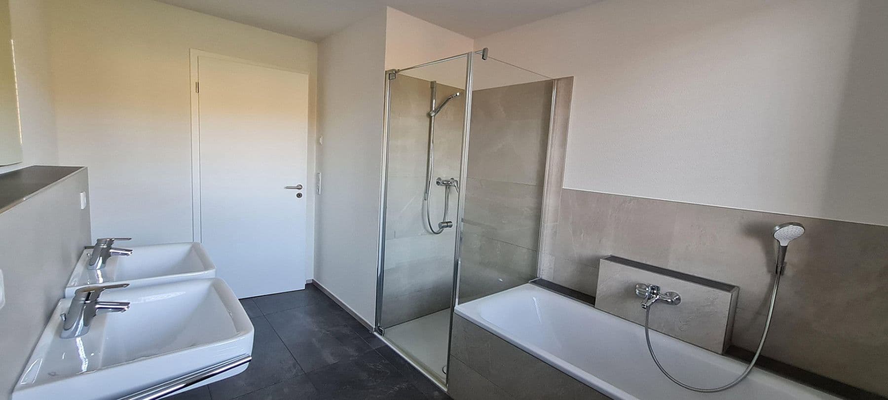 2 bedroom with open-plan kitchen flat to rent, 87 m², Am Bahndamm 1, Bad Säckingen, Baden-Württemberg 2 bedroom with open-plan kitchen flat to rent, 87 m², Am Bahndamm 1, Bad Säckingen, Baden-Württemberg