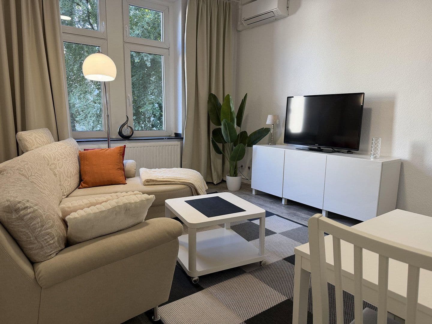 1 bedroom with open-plan kitchen flat to rent, 60 m², Röhrenstraße 1, Düsseldorf, North Rhine-Westphalia 1 bedroom with open-plan kitchen flat to rent, 60 m², Röhrenstraße 1, Düsseldorf, North Rhine-Westphalia