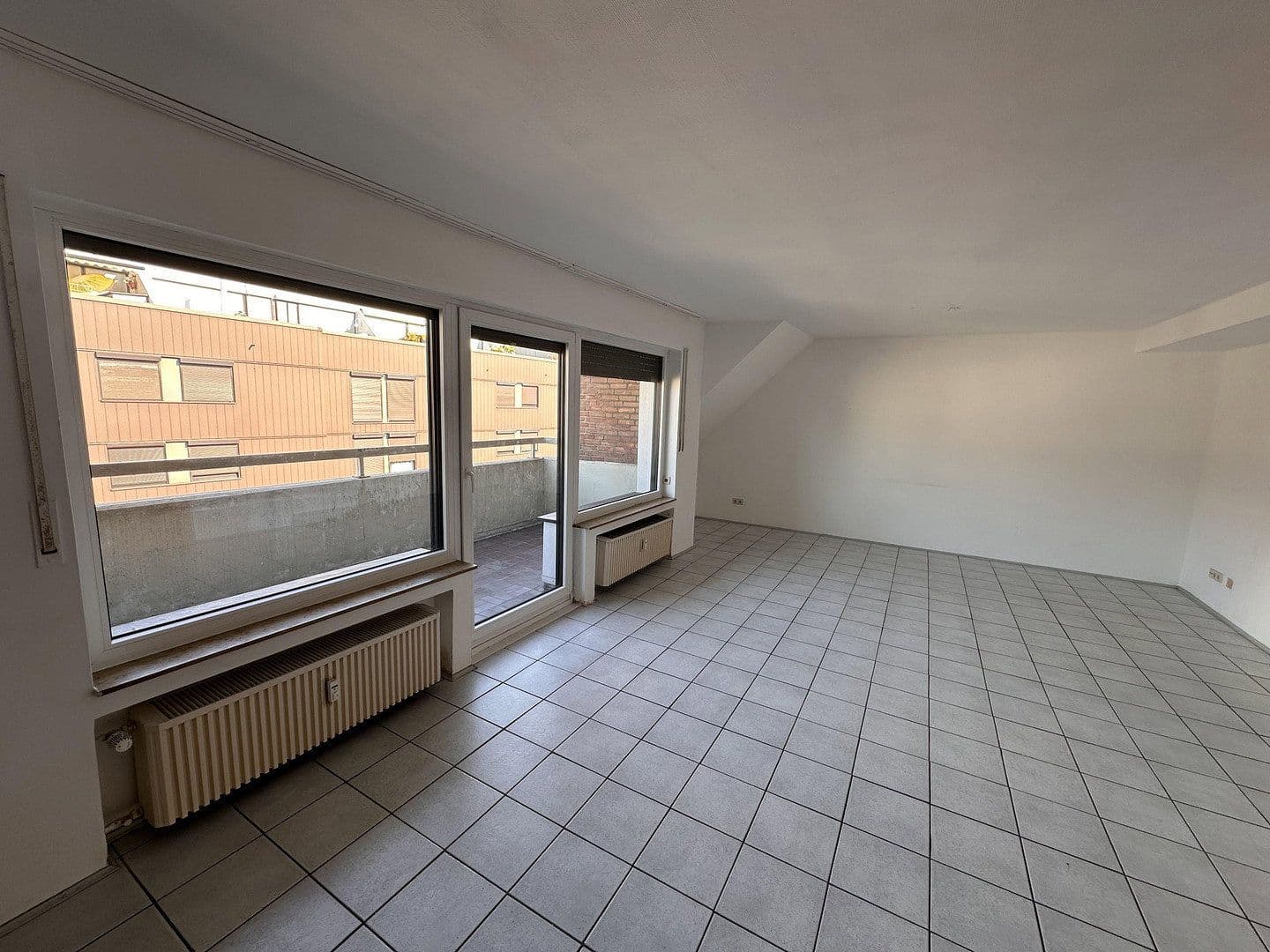 3 bedroom flat to rent, 89 m², Solinger Str. 139, Langenfeld (Rheinland), North Rhine-Westphalia 3 bedroom flat to rent, 89 m², Solinger Str. 139, Langenfeld (Rheinland), North Rhine-Westphalia