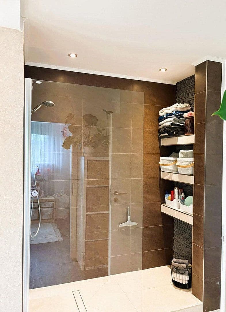 3 bedroom with open-plan kitchen flat for sale, 113 m², Essen, North Rhine-Westphalia 3 bedroom with open-plan kitchen flat for sale, 113 m², Essen, North Rhine-Westphalia