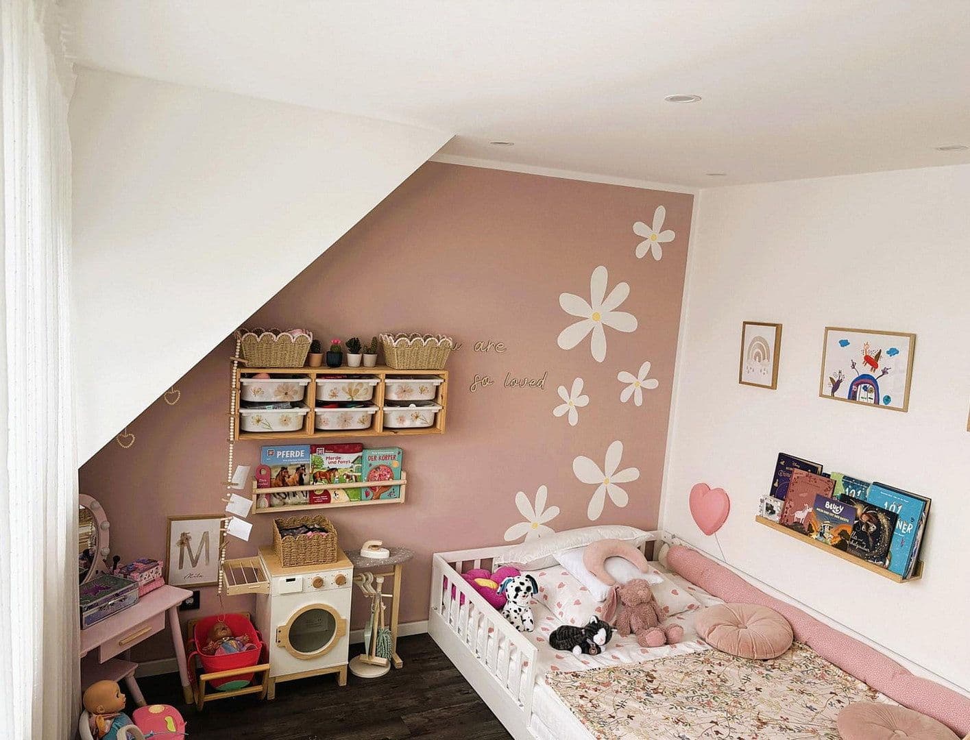 3 bedroom with open-plan kitchen flat for sale, 113 m², Essen, North Rhine-Westphalia 3 bedroom with open-plan kitchen flat for sale, 113 m², Essen, North Rhine-Westphalia