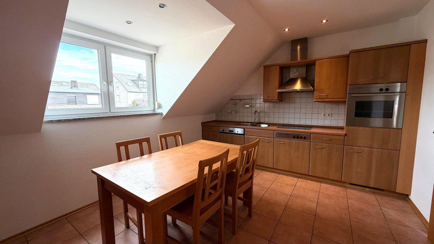 3 bedroom flat to rent, 108 m², Kalkstr. 28, Trierweiler, Rhineland-Palatinate 3 bedroom flat to rent, 108 m², Kalkstr. 28, Trierweiler, Rhineland-Palatinate