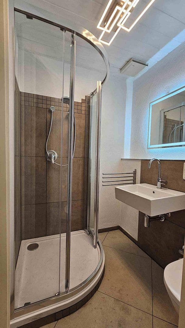 1 bedroom flat to rent, 34 m², Oestrich-Winkel, Hesse 1 bedroom flat to rent, 34 m², Oestrich-Winkel, Hesse