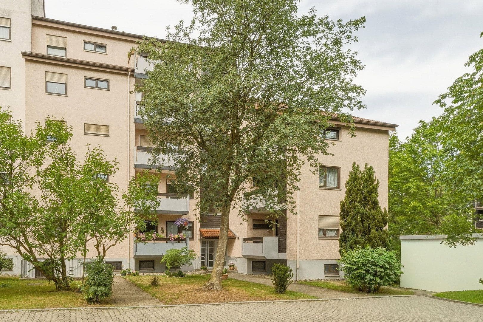 1 bedroom with open-plan kitchen flat for sale, 68 m², Ulm, Baden-Württemberg 1 bedroom with open-plan kitchen flat for sale, 68 m², Ulm, Baden-Württemberg