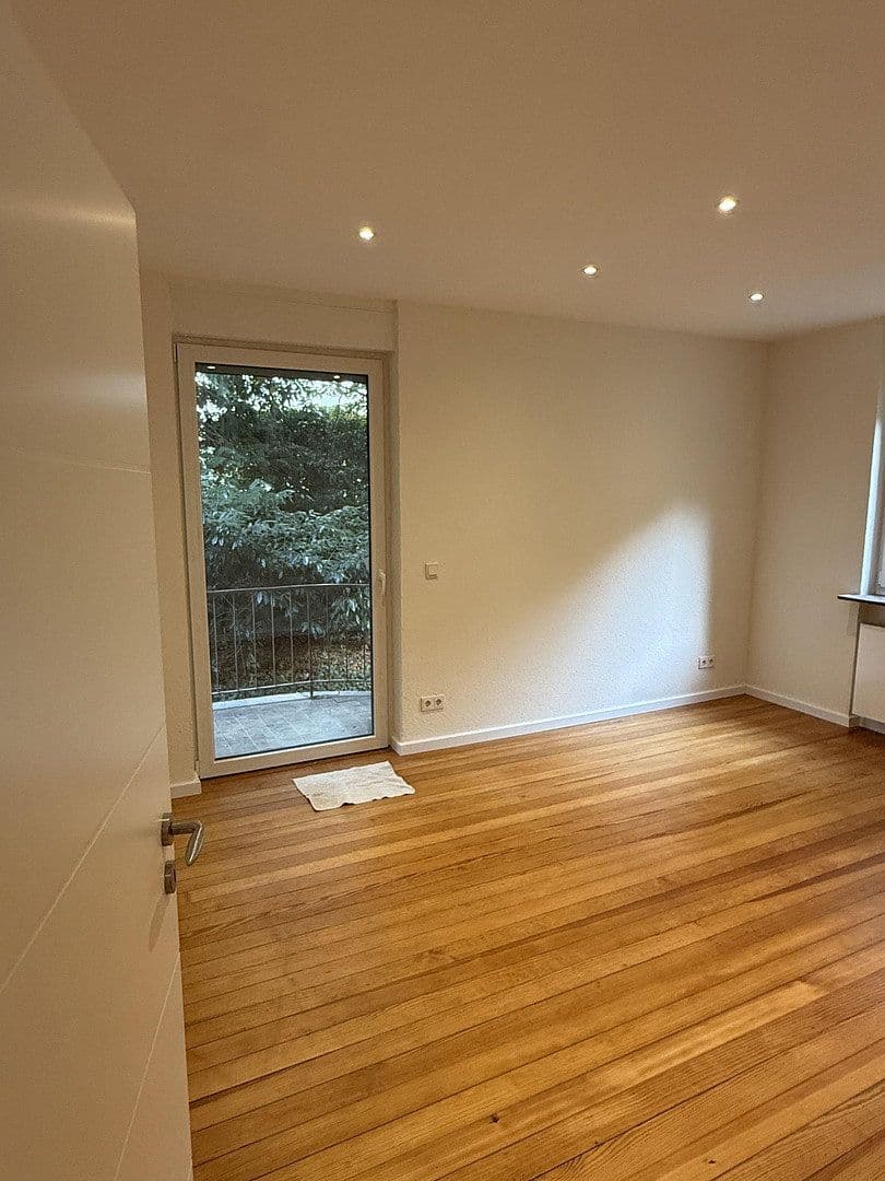 4 bedroom flat to rent, 90 m², Saarbrücken, Saarland 4 bedroom flat to rent, 90 m², Saarbrücken, Saarland