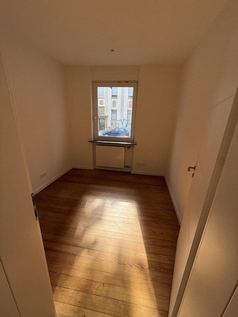 4 bedroom flat to rent, 90 m², Saarbrücken, Saarland 4 bedroom flat to rent, 90 m², Saarbrücken, Saarland