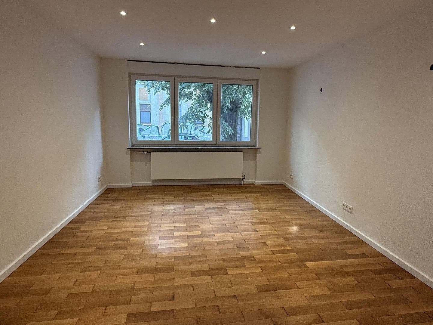 4 bedroom flat to rent, 90 m², Saarbrücken, Saarland 4 bedroom flat to rent, 90 m², Saarbrücken, Saarland