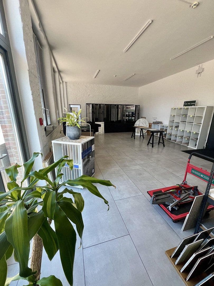non-residential property to rent, 1,848 m², Dresden, Saxony non-residential property to rent, 1,848 m², Dresden, Saxony