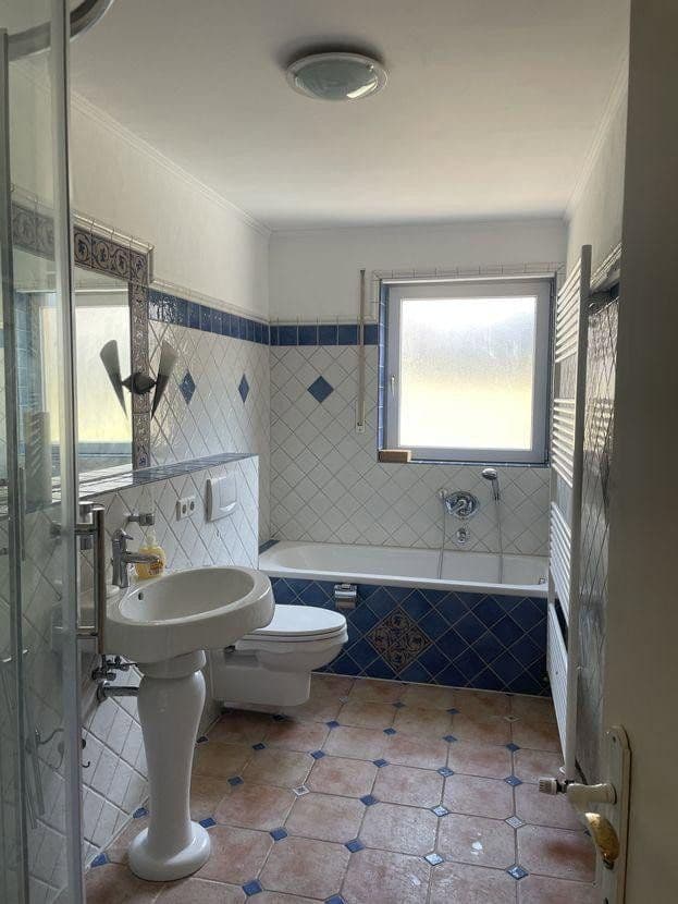 3 bedroom with open-plan kitchen flat to rent, 130 m², Filderstadt, Baden-Württemberg 3 bedroom with open-plan kitchen flat to rent, 130 m², Filderstadt, Baden-Württemberg