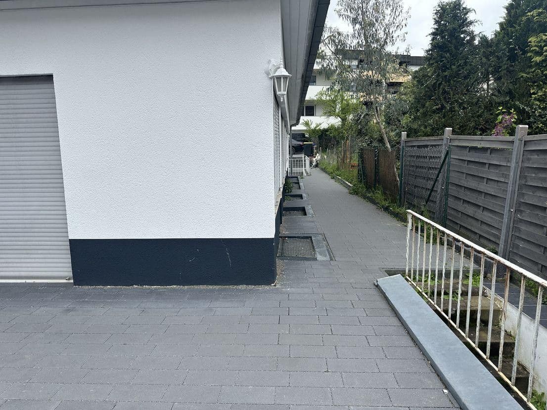 3 bedroom with open-plan kitchen flat to rent, 130 m², Filderstadt, Baden-Württemberg 3 bedroom with open-plan kitchen flat to rent, 130 m², Filderstadt, Baden-Württemberg