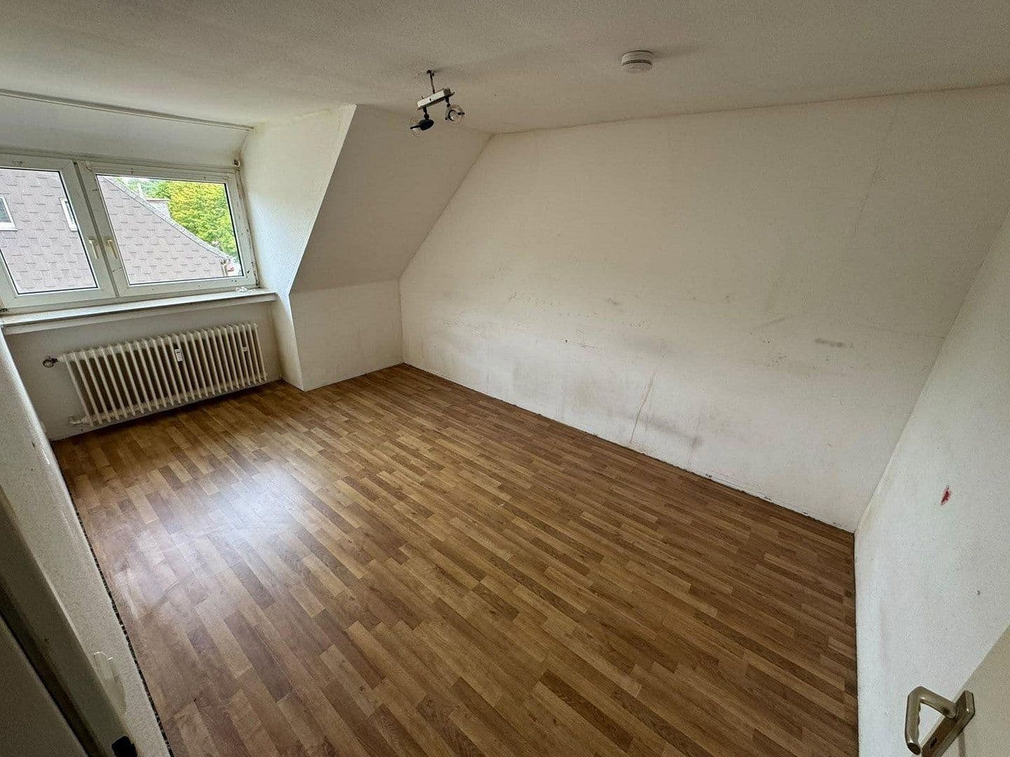 2 bedroom with open-plan kitchen flat to rent, 70 m², Weidkamp 177, Essen-Borbeck, North Rhine-Westphalia 2 bedroom with open-plan kitchen flat to rent, 70 m², Weidkamp 177, Essen-Borbeck, North Rhine-Westphalia