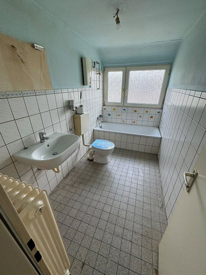2 bedroom with open-plan kitchen flat to rent, 70 m², Weidkamp 177, Essen-Borbeck, North Rhine-Westphalia 2 bedroom with open-plan kitchen flat to rent, 70 m², Weidkamp 177, Essen-Borbeck, North Rhine-Westphalia