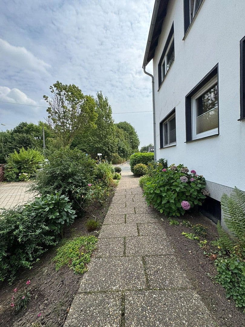 2 bedroom with open-plan kitchen flat to rent, 70 m², Weidkamp 177, Essen-Borbeck, North Rhine-Westphalia 2 bedroom with open-plan kitchen flat to rent, 70 m², Weidkamp 177, Essen-Borbeck, North Rhine-Westphalia