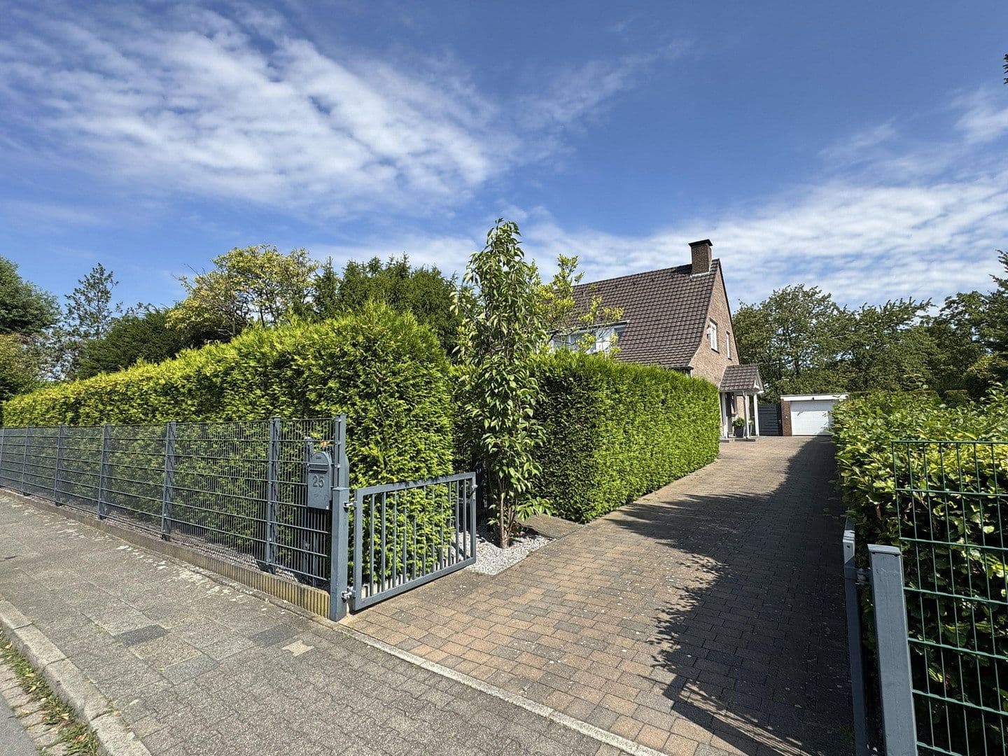 house for sale, 194 m², Kaarst, North Rhine-Westphalia house for sale, 194 m², Kaarst, North Rhine-Westphalia