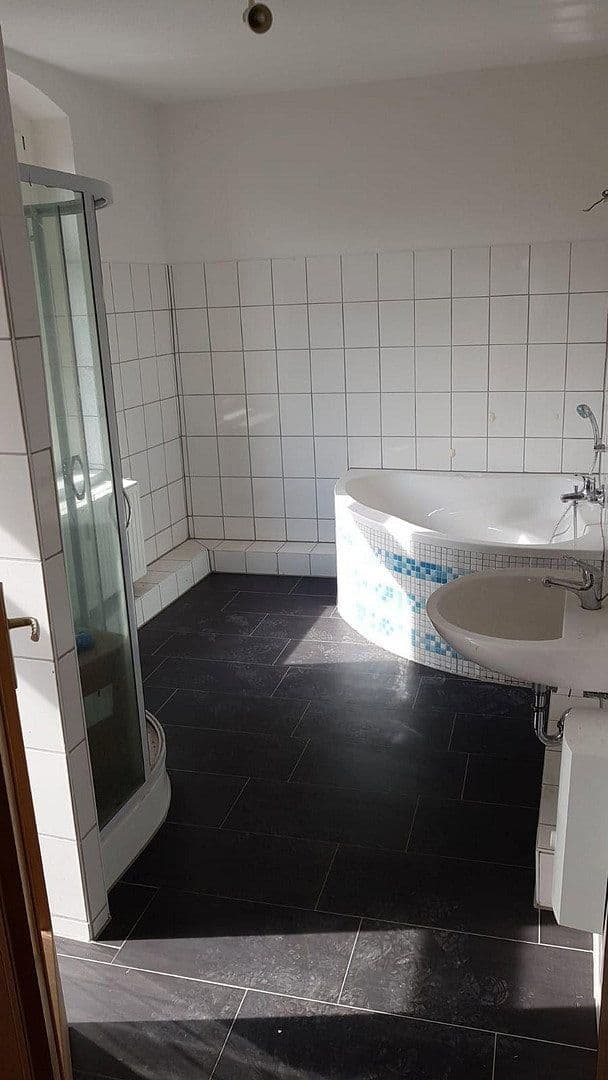 5 bedroom flat to rent, 115 m², Lichtentanner Str 14, Zwickau, Saxony 5 bedroom flat to rent, 115 m², Lichtentanner Str 14, Zwickau, Saxony