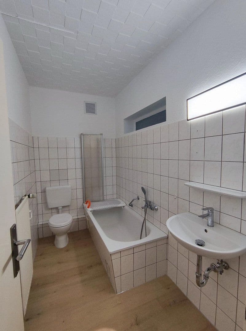 1 bedroom with open-plan kitchen flat to rent, 58 m², Krefeld, North Rhine-Westphalia 1 bedroom with open-plan kitchen flat to rent, 58 m², Krefeld, North Rhine-Westphalia