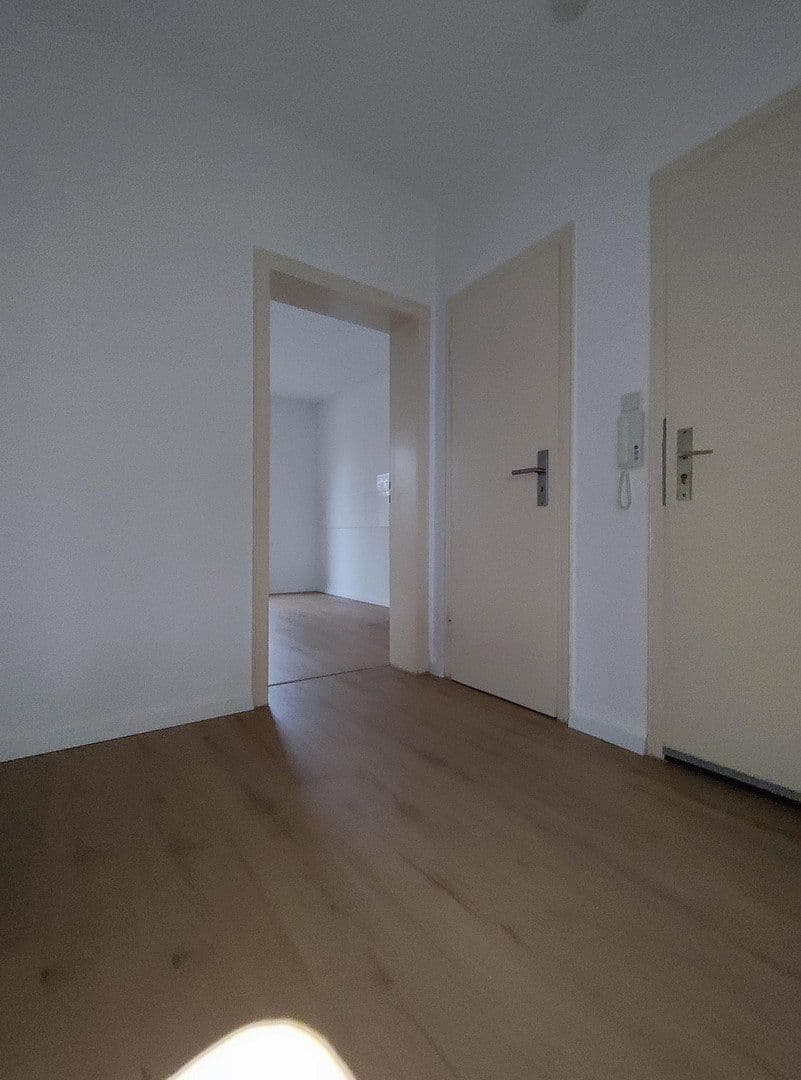 1 bedroom with open-plan kitchen flat to rent, 58 m², Krefeld, North Rhine-Westphalia 1 bedroom with open-plan kitchen flat to rent, 58 m², Krefeld, North Rhine-Westphalia