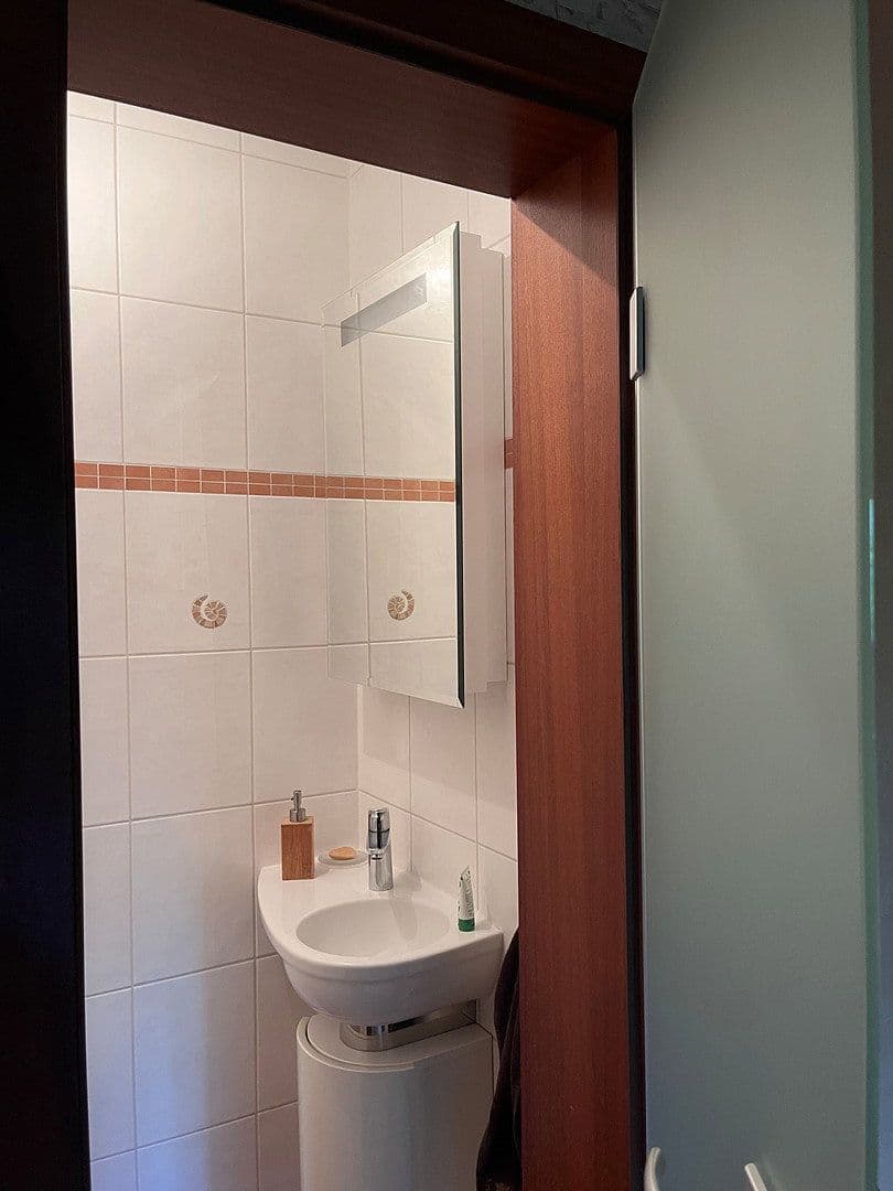 5 bedroom with open-plan kitchen flat for sale, 155 m², Niedernhausen, Hesse 5 bedroom with open-plan kitchen flat for sale, 155 m², Niedernhausen, Hesse