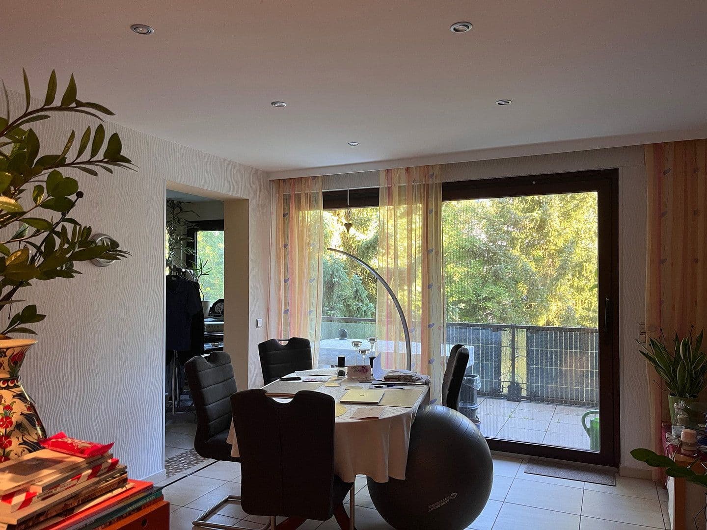 5 bedroom with open-plan kitchen flat for sale, 155 m², Niedernhausen, Hesse 5 bedroom with open-plan kitchen flat for sale, 155 m², Niedernhausen, Hesse