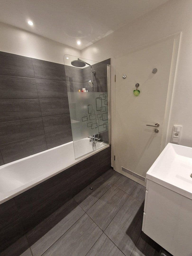 3 bedroom flat to rent, 77 m², Tulpenhofstraße, 19, Offenbach, Hesse 3 bedroom flat to rent, 77 m², Tulpenhofstraße, 19, Offenbach, Hesse