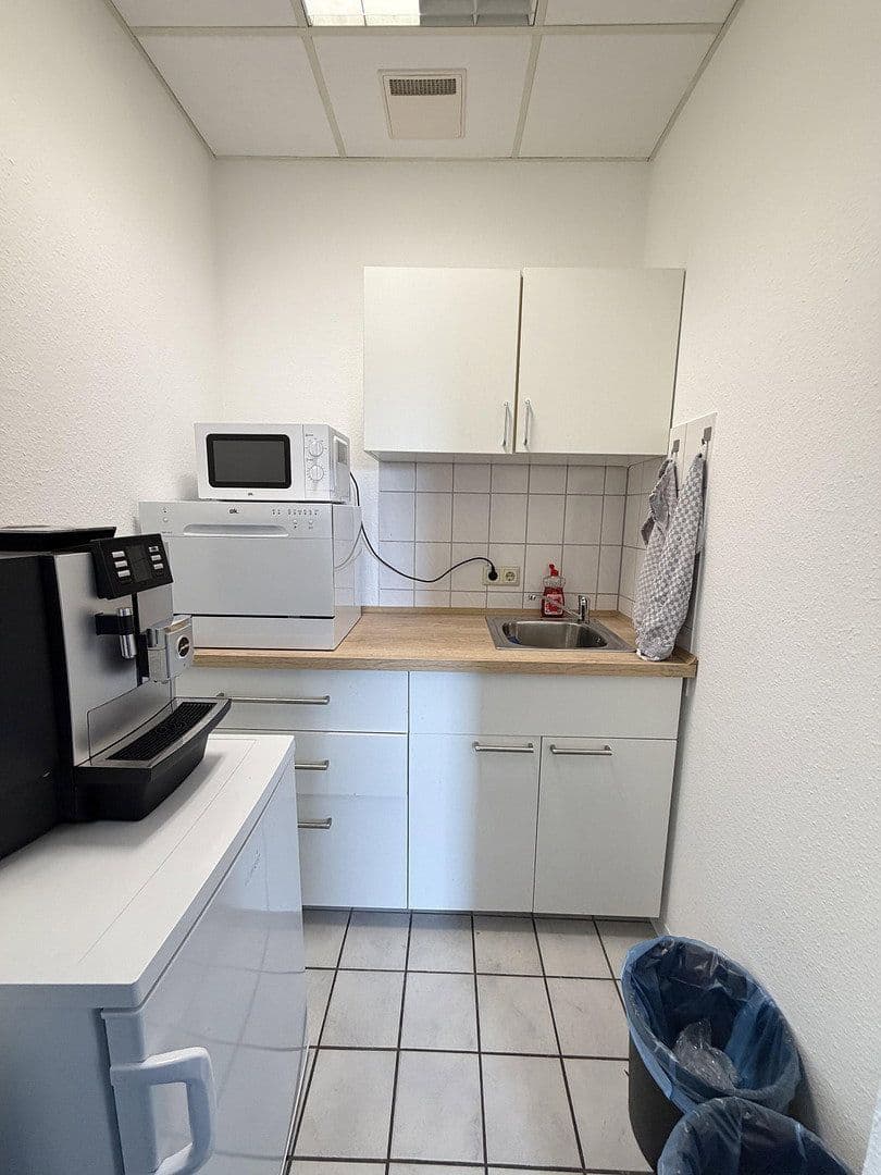 office to rent, 174 m², Stuttgarter Straße 41, Pforzheim, Baden-Württemberg office to rent, 174 m², Stuttgarter Straße 41, Pforzheim, Baden-Württemberg