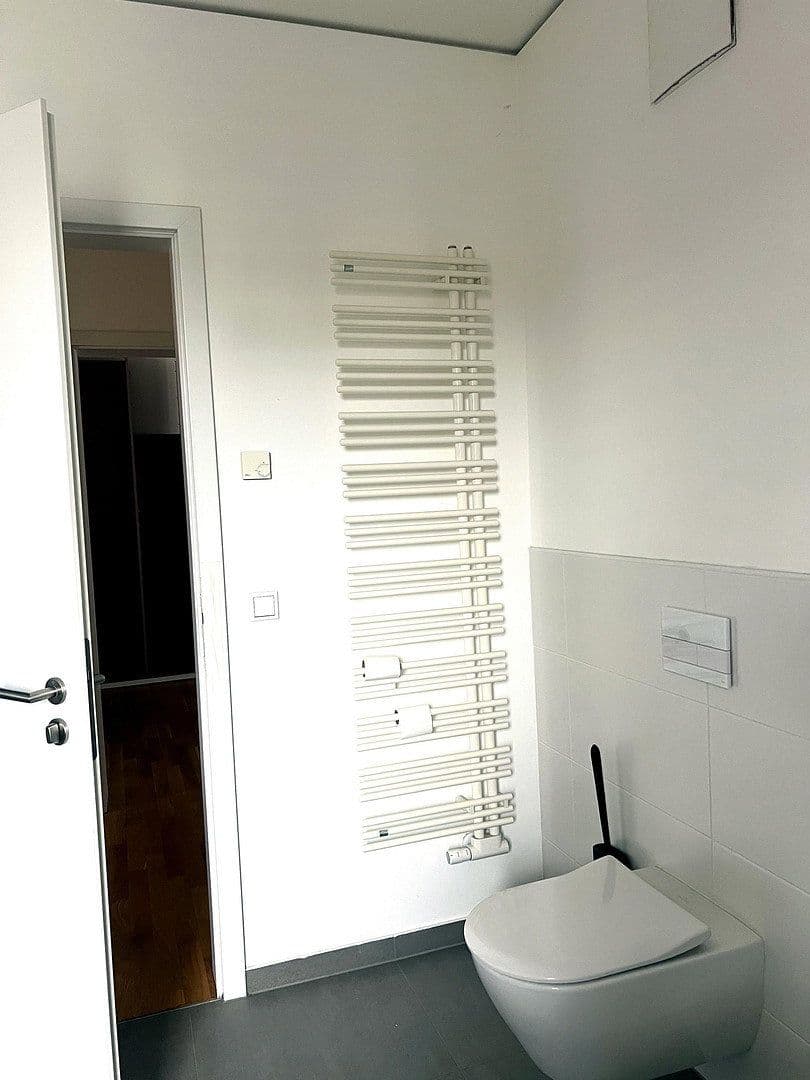 3 bedroom flat to rent, 145 m², Krachtstr., Berlin, Berlin 3 bedroom flat to rent, 145 m², Krachtstr., Berlin, Berlin