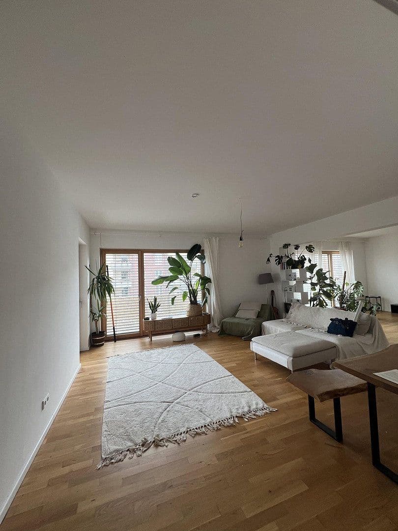 3 bedroom flat to rent, 145 m², Krachtstr., Berlin, Berlin 3 bedroom flat to rent, 145 m², Krachtstr., Berlin, Berlin