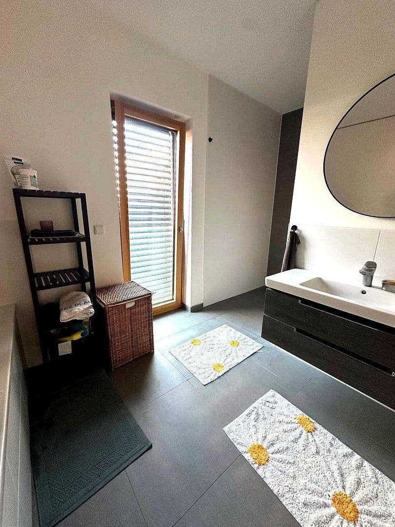 3 bedroom flat to rent, 145 m², Krachtstr., Berlin, Berlin 3 bedroom flat to rent, 145 m², Krachtstr., Berlin, Berlin