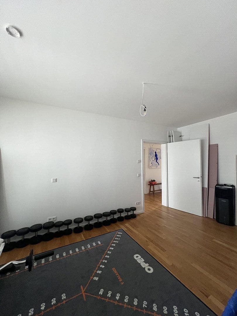 3 bedroom flat to rent, 145 m², Krachtstr., Berlin, Berlin 3 bedroom flat to rent, 145 m², Krachtstr., Berlin, Berlin