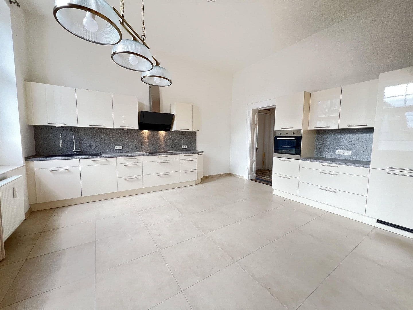 2 bedroom with open-plan kitchen flat to rent, 150 m², Hattinger Str. 867, Bochum, North Rhine-Westphalia 2 bedroom with open-plan kitchen flat to rent, 150 m², Hattinger Str. 867, Bochum, North Rhine-Westphalia