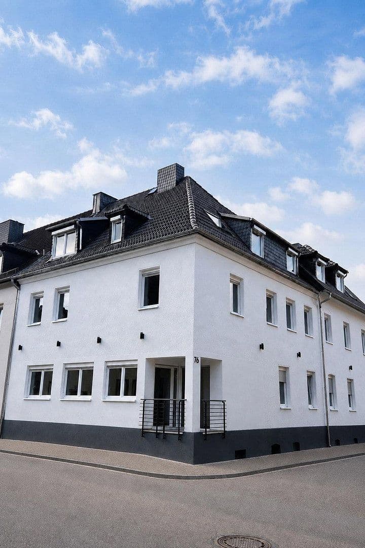 house for sale, 453 m², Wiesenstraße 76, Siegen, North Rhine-Westphalia house for sale, 453 m², Wiesenstraße 76, Siegen, North Rhine-Westphalia