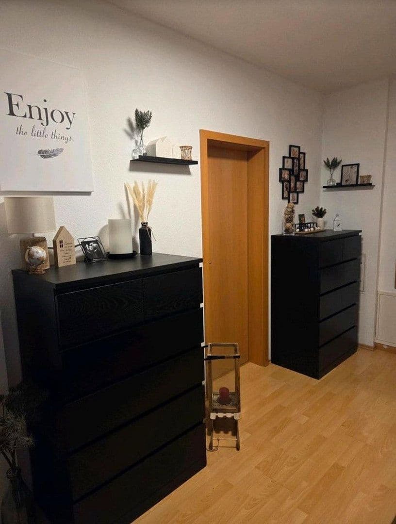 1 bedroom with open-plan kitchen flat to rent, 77 m², Chemnitz, Saxony 1 bedroom with open-plan kitchen flat to rent, 77 m², Chemnitz, Saxony