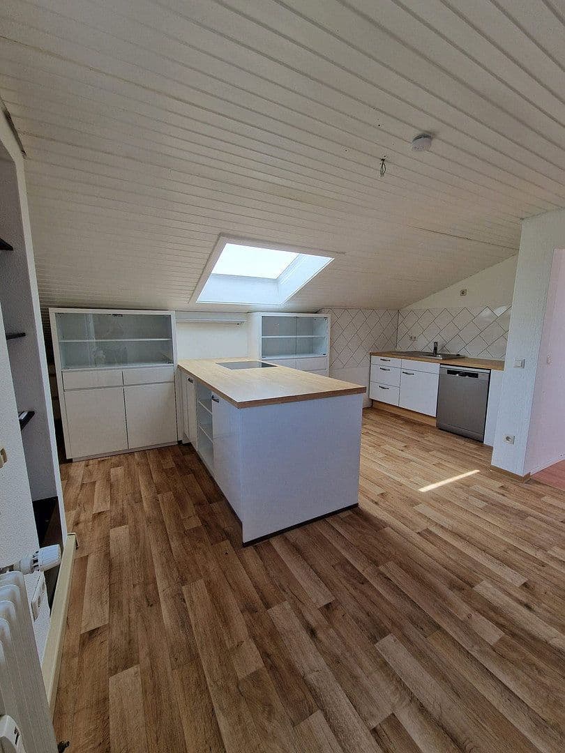 1 bedroom with open-plan kitchen flat to rent, 65 m², Birkelweg 36, Steinheim am Albuch, Baden-Württemberg 1 bedroom with open-plan kitchen flat to rent, 65 m², Birkelweg 36, Steinheim am Albuch, Baden-Württemberg