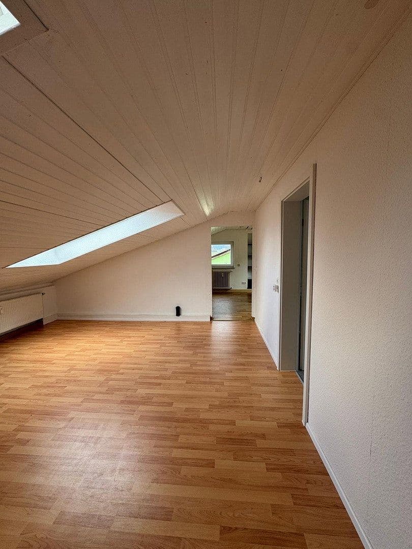 1 bedroom with open-plan kitchen flat to rent, 65 m², Birkelweg 36, Steinheim am Albuch, Baden-Württemberg 1 bedroom with open-plan kitchen flat to rent, 65 m², Birkelweg 36, Steinheim am Albuch, Baden-Württemberg