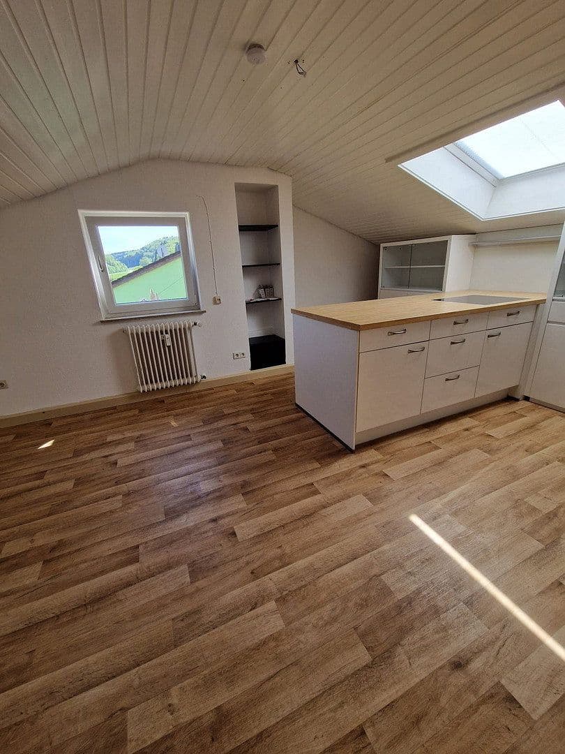 1 bedroom with open-plan kitchen flat to rent, 65 m², Birkelweg 36, Steinheim am Albuch, Baden-Württemberg 1 bedroom with open-plan kitchen flat to rent, 65 m², Birkelweg 36, Steinheim am Albuch, Baden-Württemberg