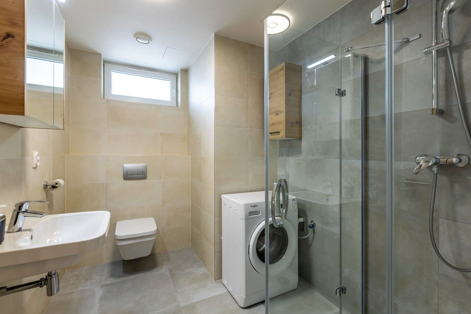 1 bedroom with open-plan kitchen flat to rent, 53 m², Mezilehlá, Prague, Prague 1 bedroom with open-plan kitchen flat to rent, 53 m², Mezilehlá, Prague, Prague