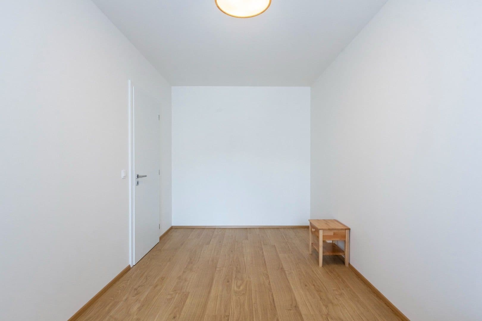 1 bedroom with open-plan kitchen flat to rent, 53 m², Mezilehlá, Prague, Prague 1 bedroom with open-plan kitchen flat to rent, 53 m², Mezilehlá, Prague, Prague