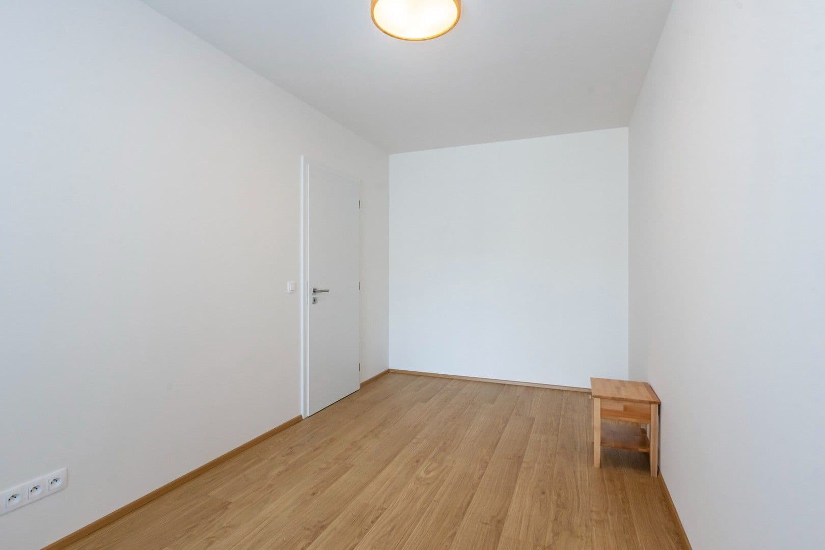 1 bedroom with open-plan kitchen flat to rent, 53 m², Mezilehlá, Prague, Prague 1 bedroom with open-plan kitchen flat to rent, 53 m², Mezilehlá, Prague, Prague