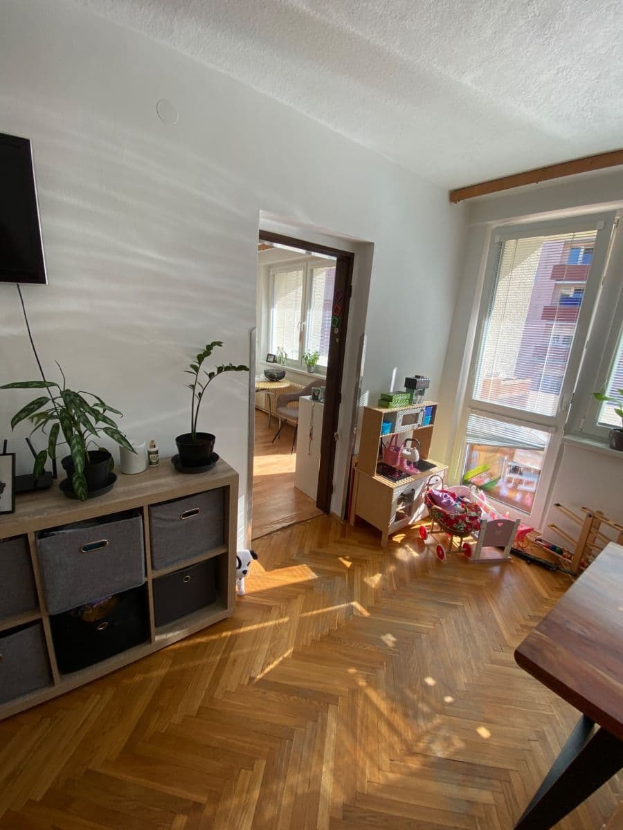3 bedroom flat to rent, 78 m², Polní, Jihlava, Vysočina Region 3 bedroom flat to rent, 78 m², Polní, Jihlava, Vysočina Region