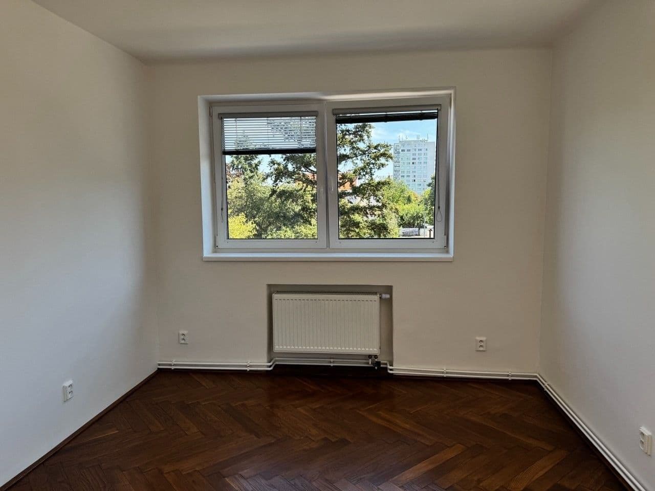 1 bedroom with open-plan kitchen flat to rent, 35 m², Pivoňková, Prague, Prague 1 bedroom with open-plan kitchen flat to rent, 35 m², Pivoňková, Prague, Prague
