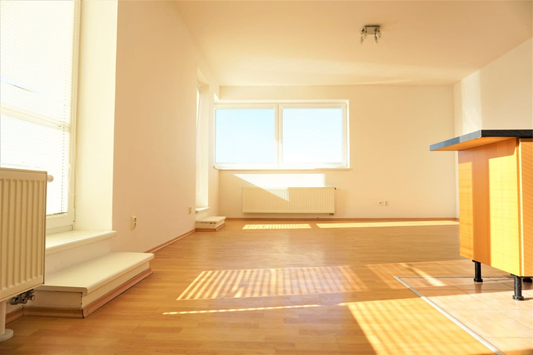 1 bedroom with open-plan kitchen flat to rent, 62 m², Sicherova, Prague, Prague 1 bedroom with open-plan kitchen flat to rent, 62 m², Sicherova, Prague, Prague